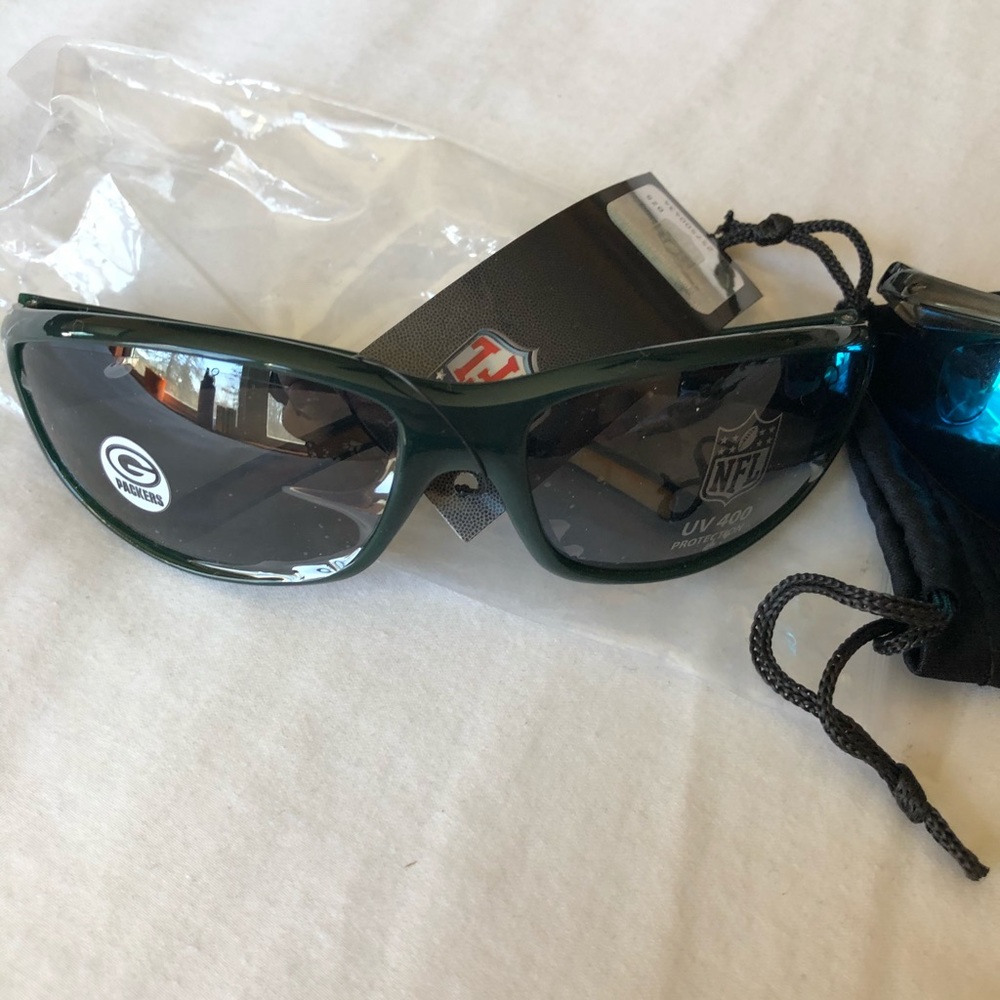 Football Fan Accessory Bundle - Picture 8 of 10